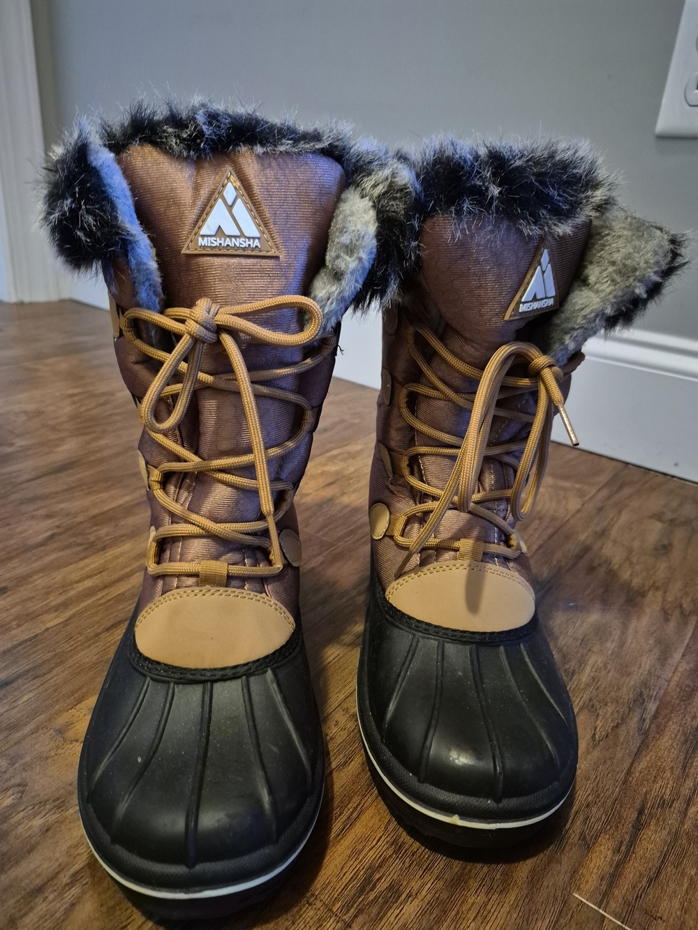 Mishansha Women's Brown and Black Faux-Fur Winter Lace-Up Boots